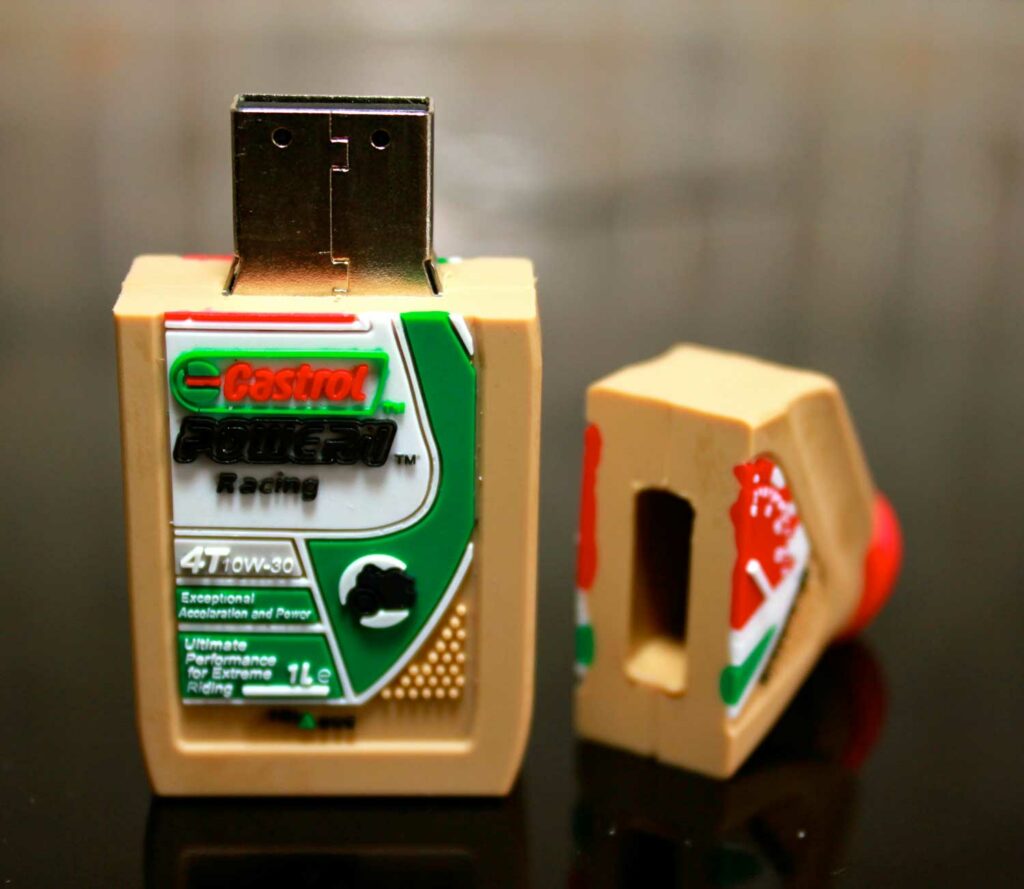 Custom USB in shape of Castrol oil bottle