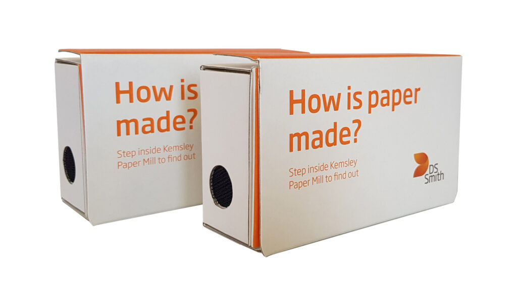 Recyclable Cardboard VR Goggles